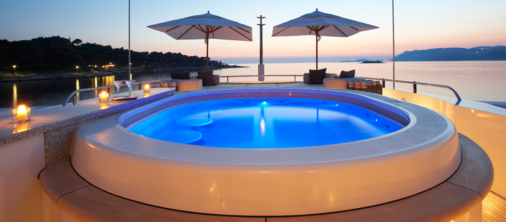 All the amenities imaginable - Spas, Exercise Rooms, Wifi, Water Toys